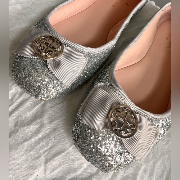 kate spade ♠️ Fontana Too Silver Glitter Ballet size 8.5 - Picture 2 of 11